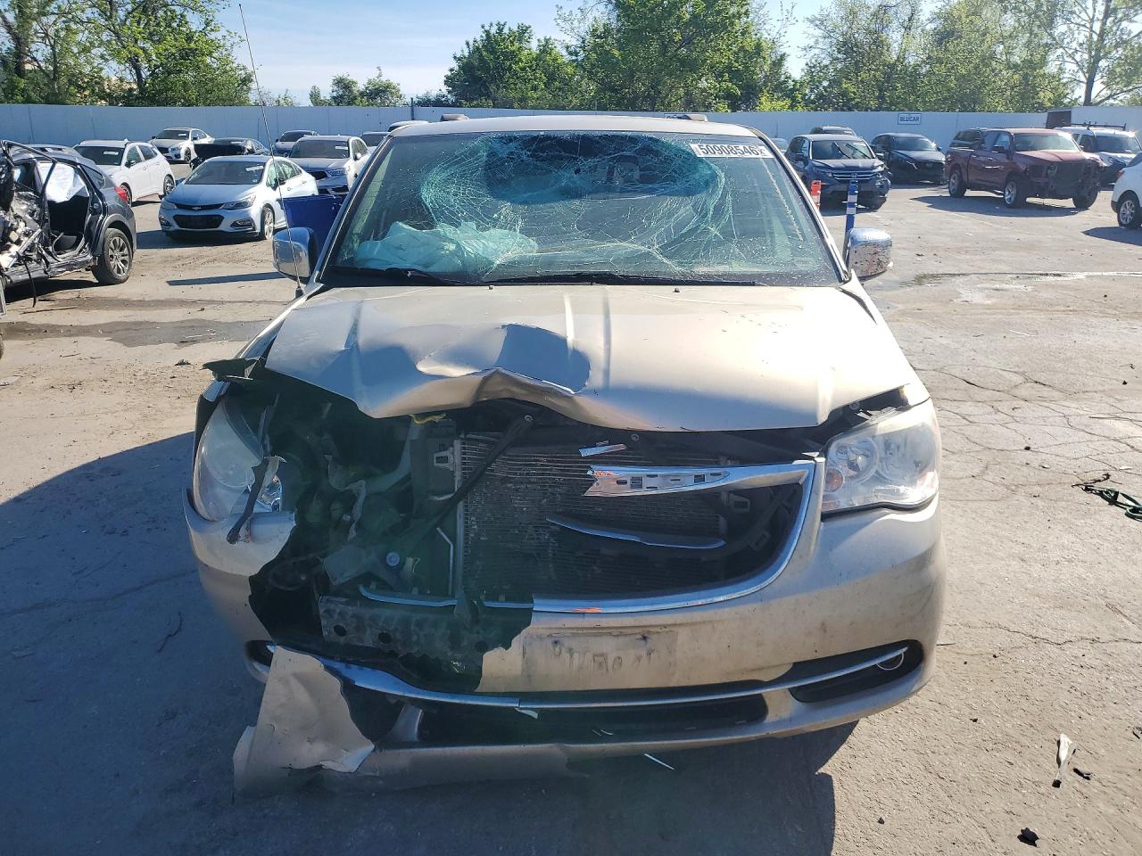 2013 CHRYSLER MINIVAN