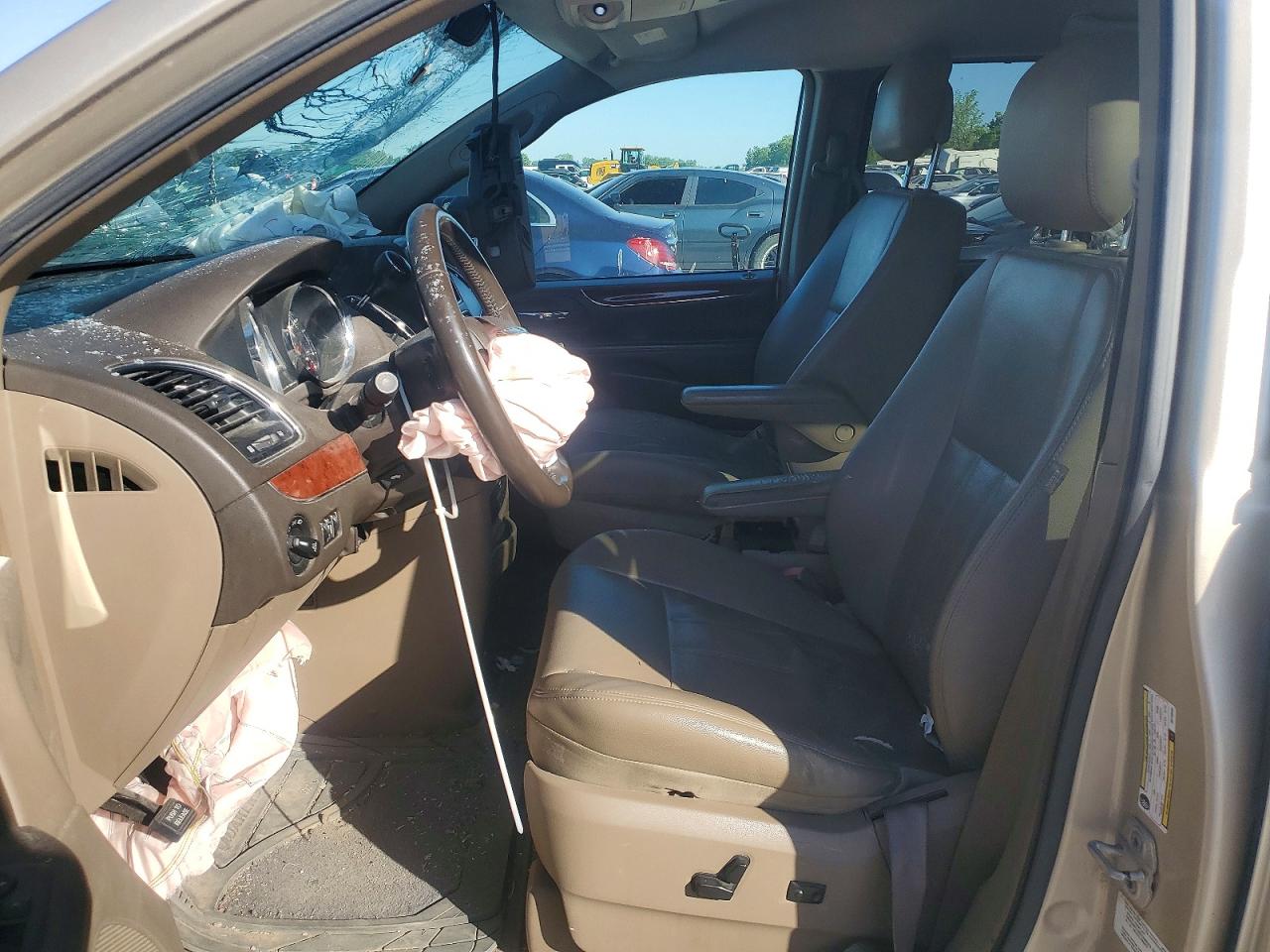 2013 CHRYSLER MINIVAN