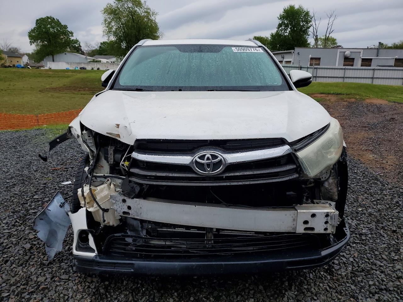 2015 TOYOTA HIGHLANDER