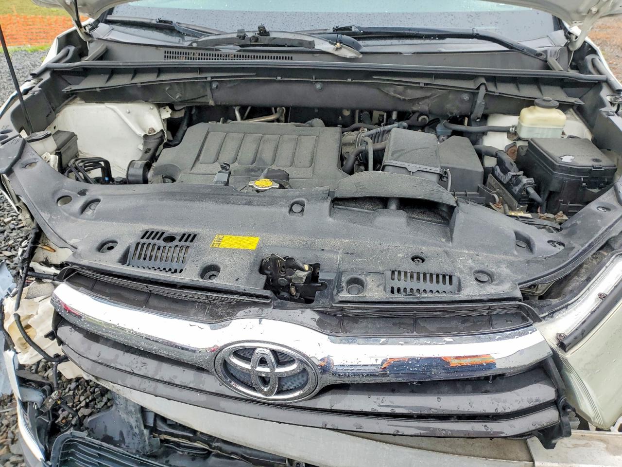 2015 TOYOTA HIGHLANDER
