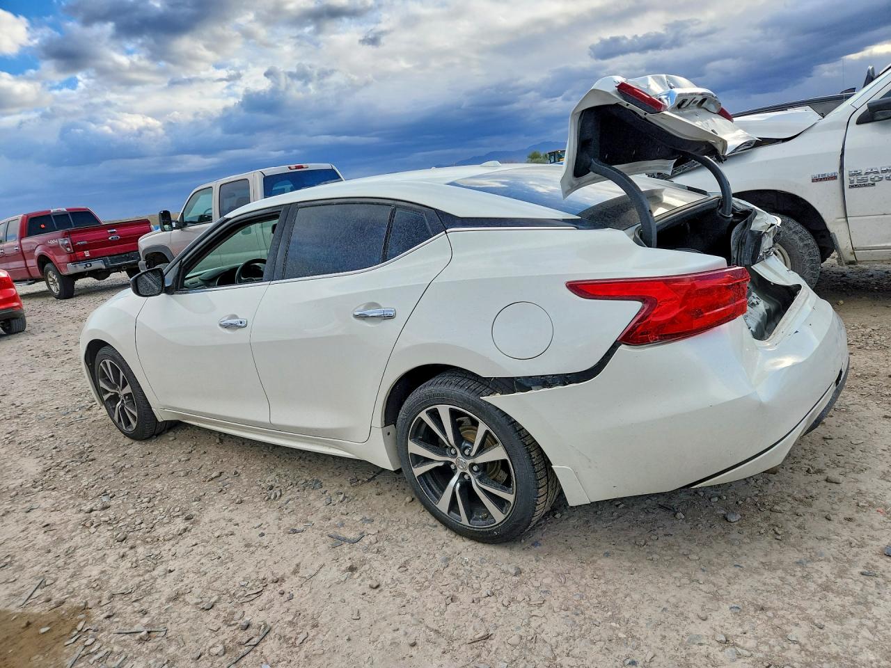 2016 NISS MAXIMA