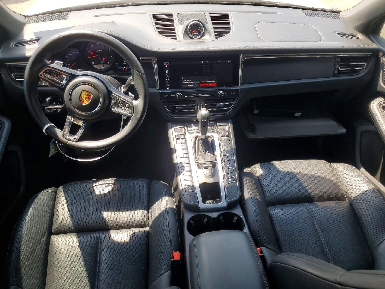 2021 PORSCHE MACAN