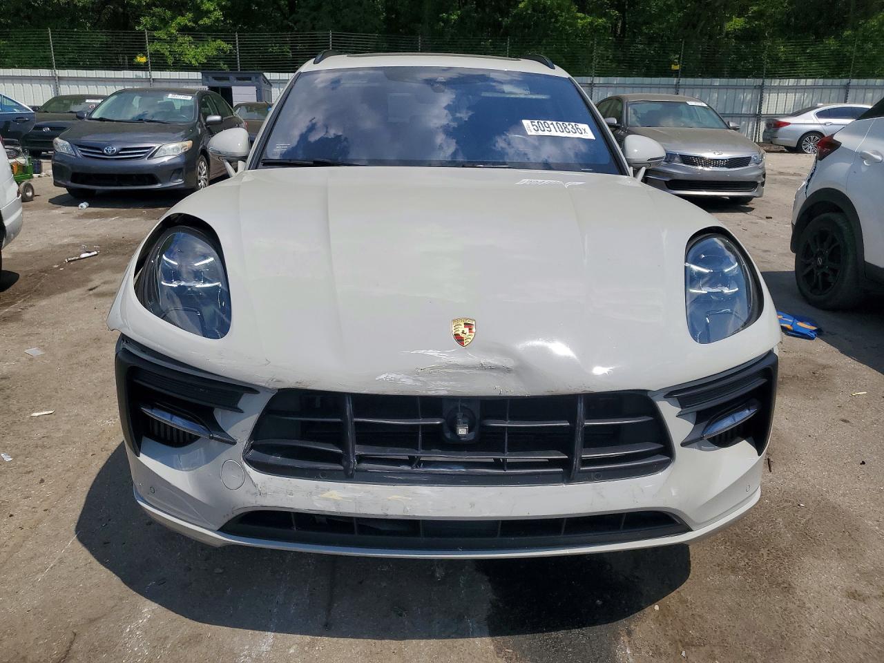2021 PORSCHE MACAN