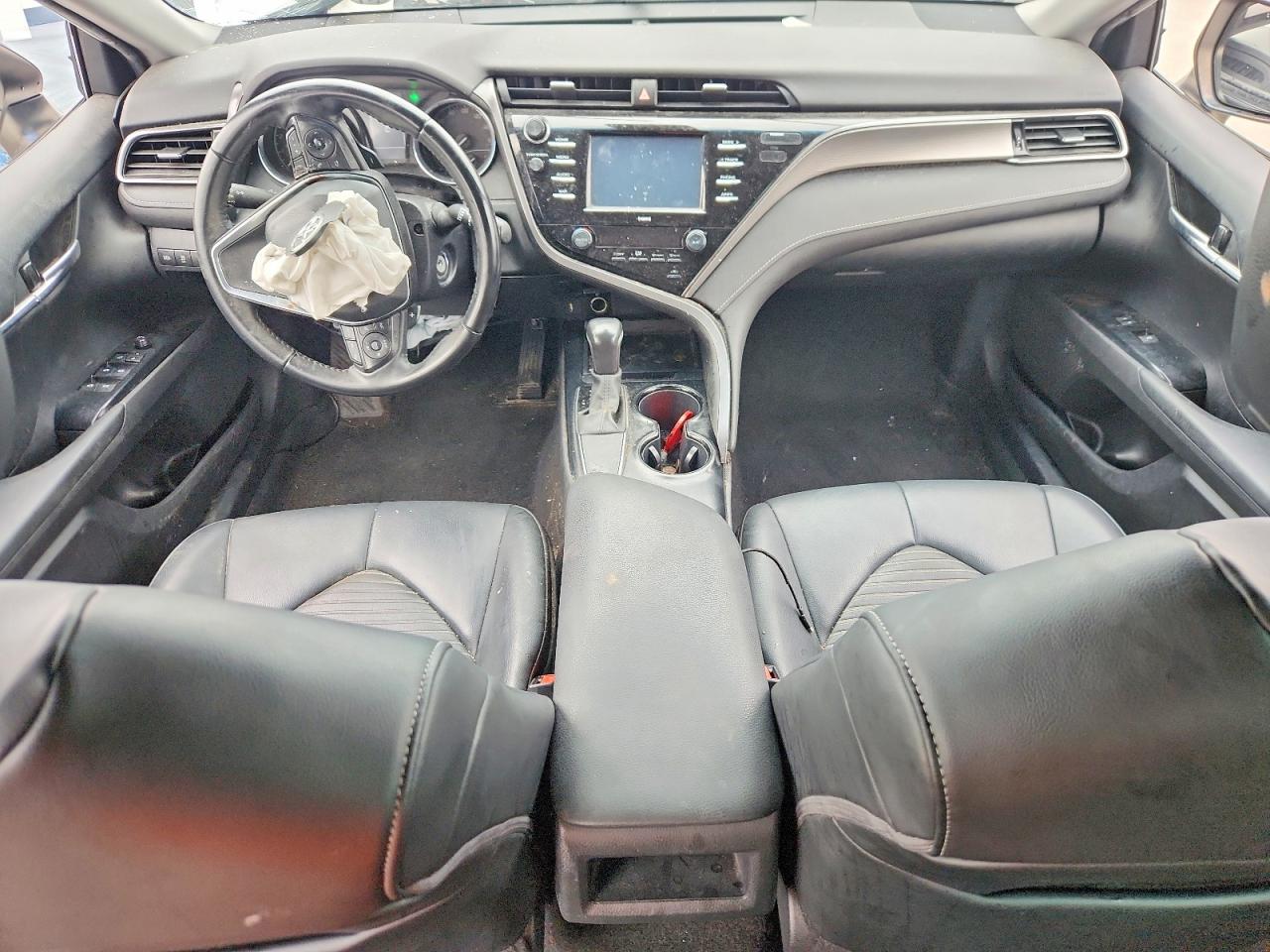 2020 TOYOTA CAMRY