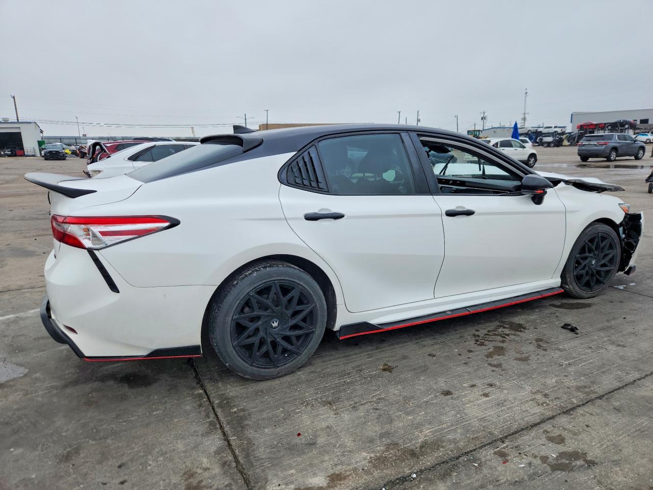 2020 TOYOTA CAMRY