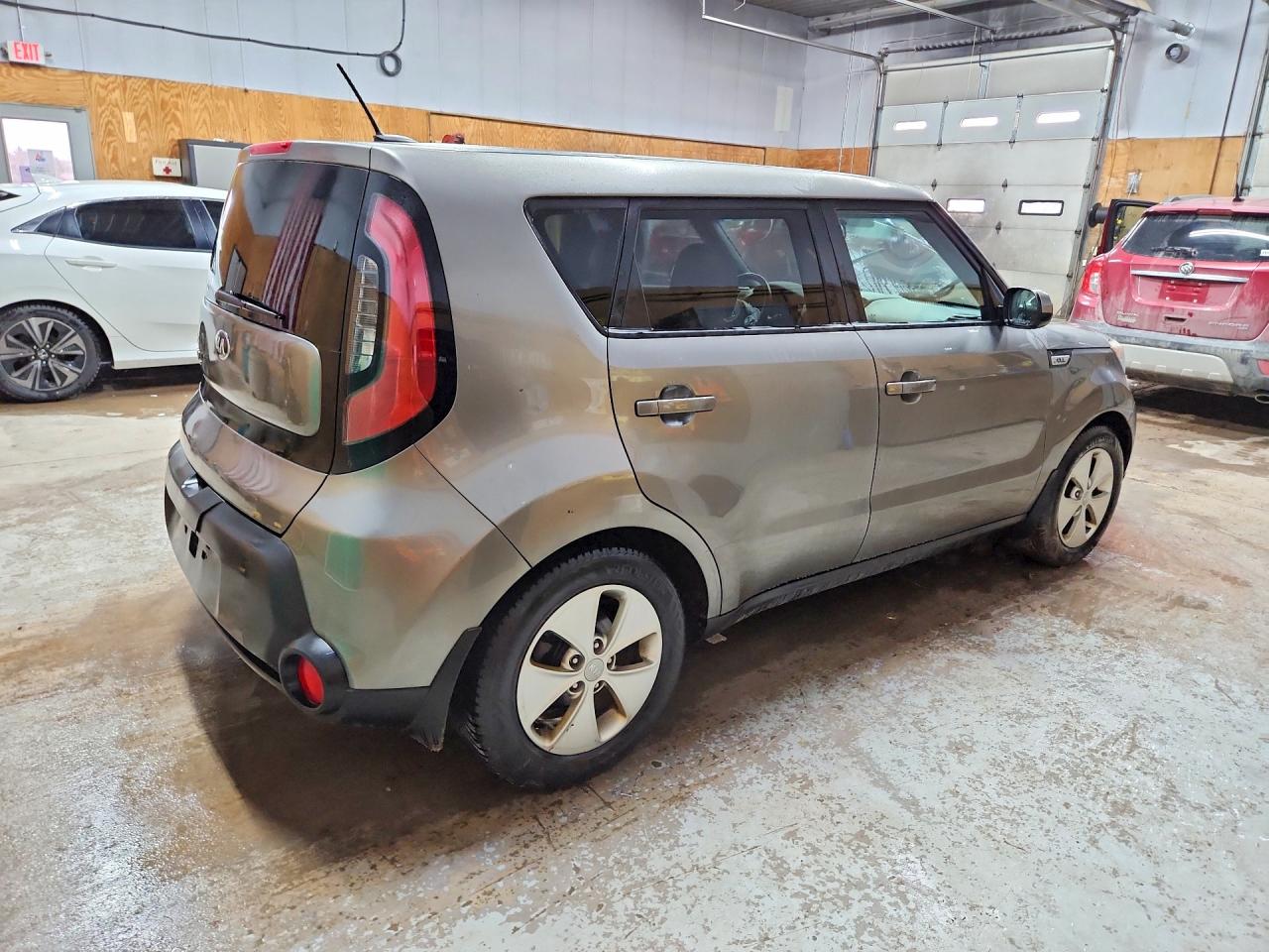 2016 KIA SOUL