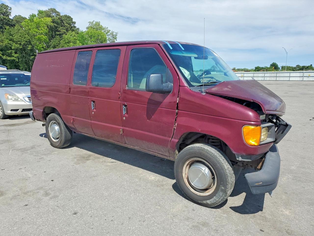 2004 FORD ECONOLINE