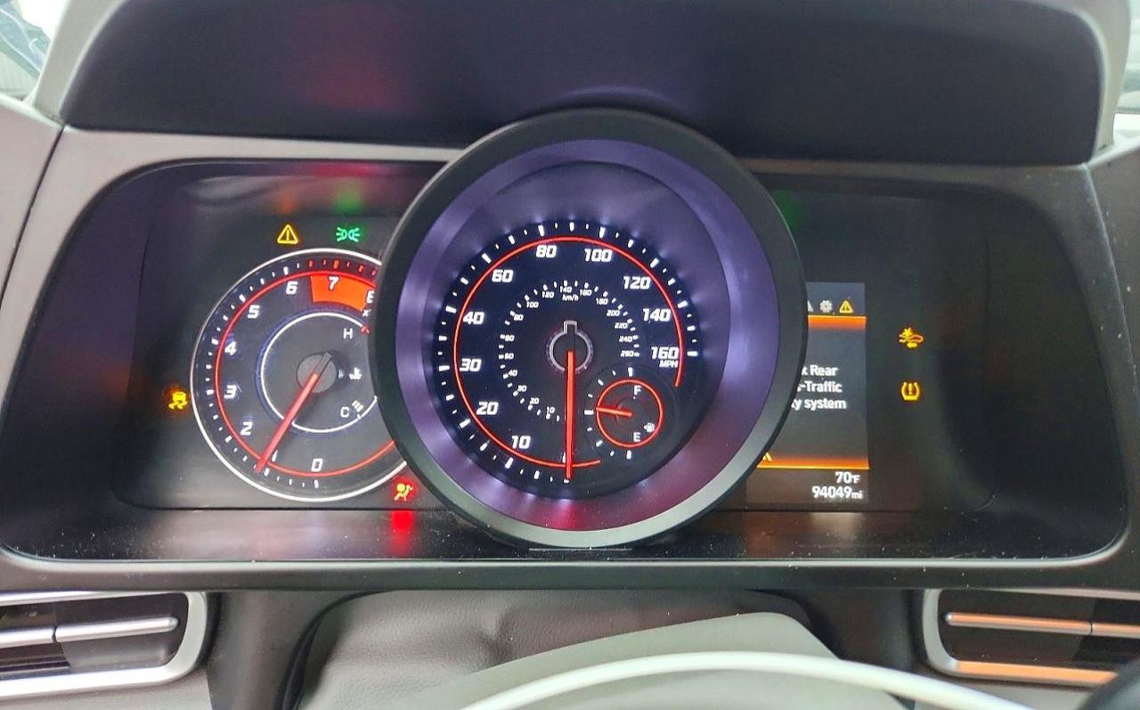 2022 HYUNDAI ELANTRA