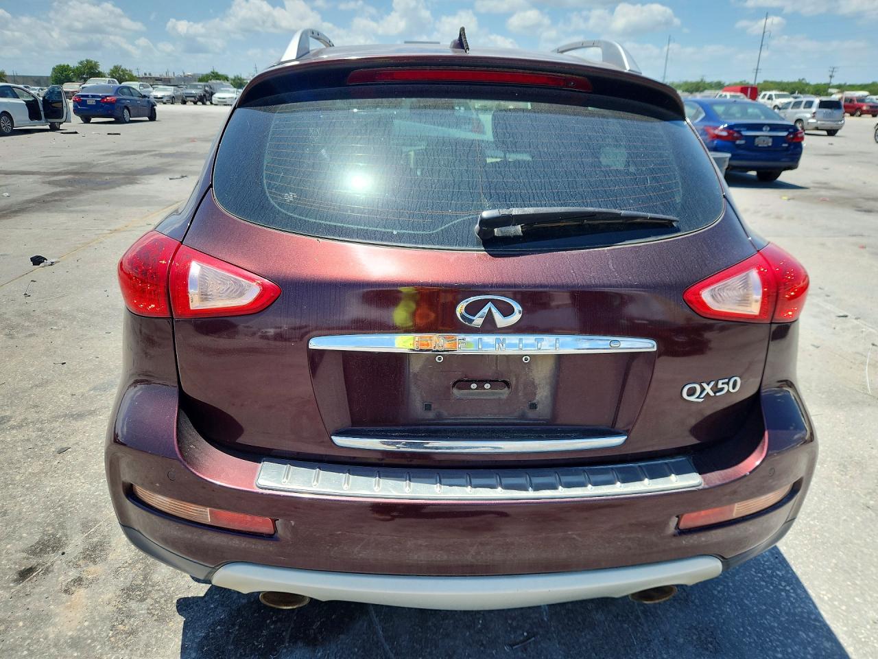 2016 INFINITI QX50 BASE