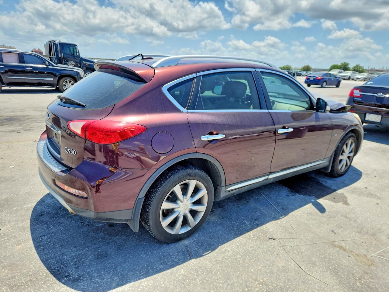 2016 INFINITI QX50 BASE