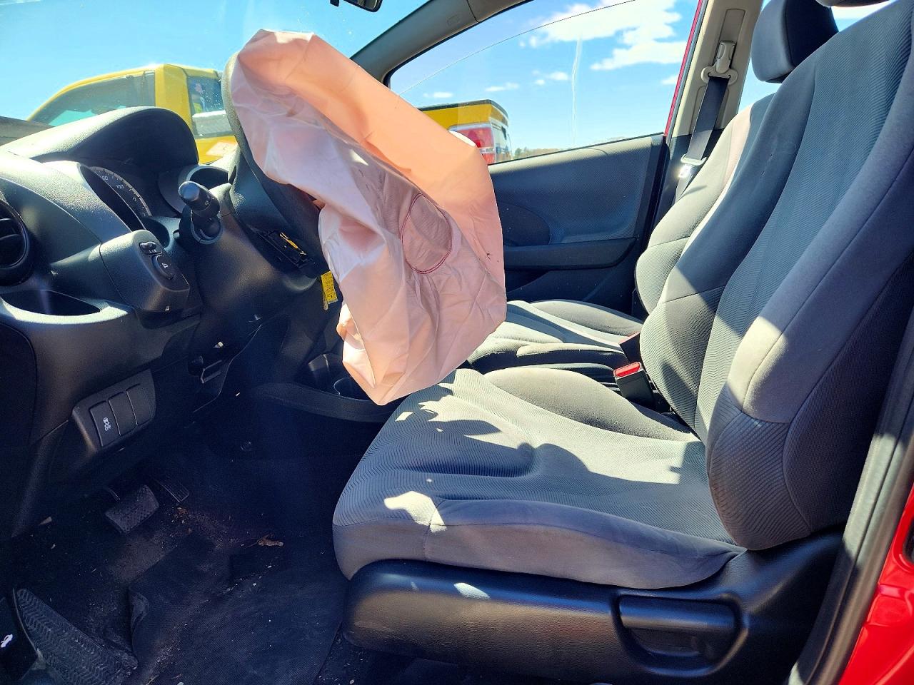 2013 HONDA FIT