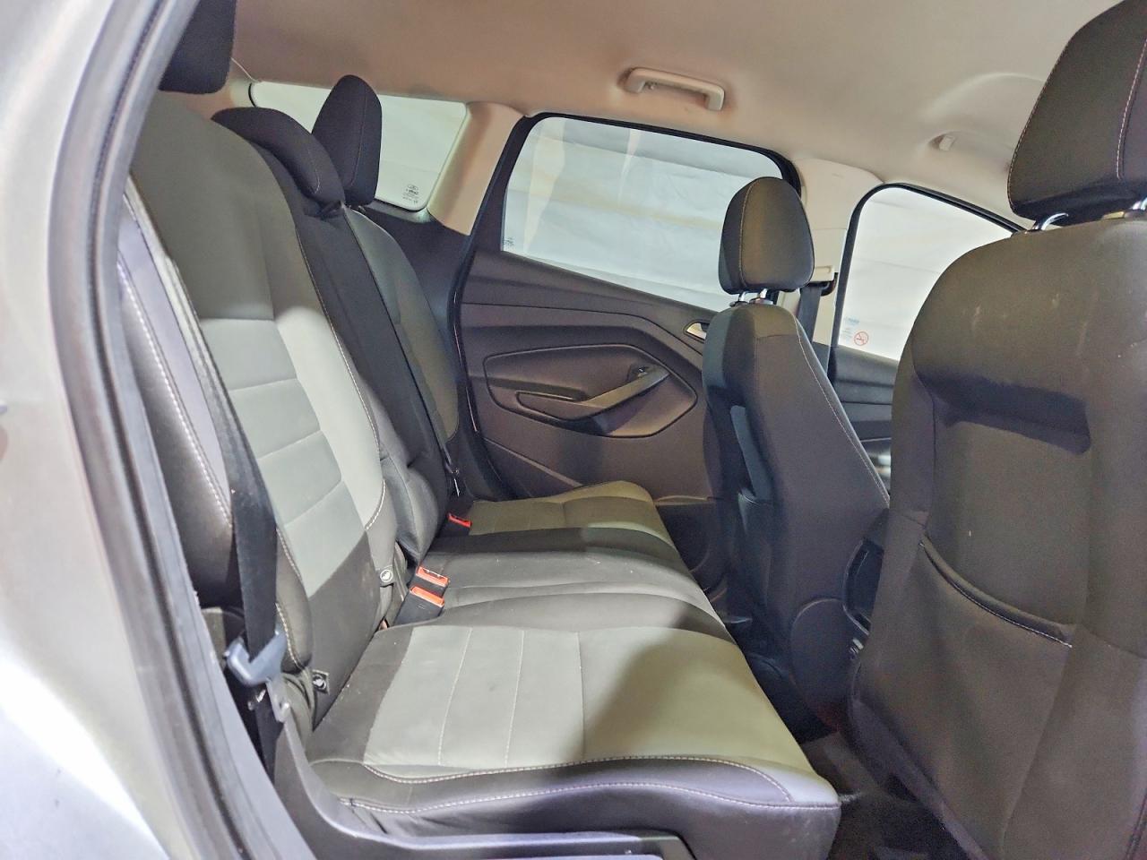 2016 FORD ESCAPE