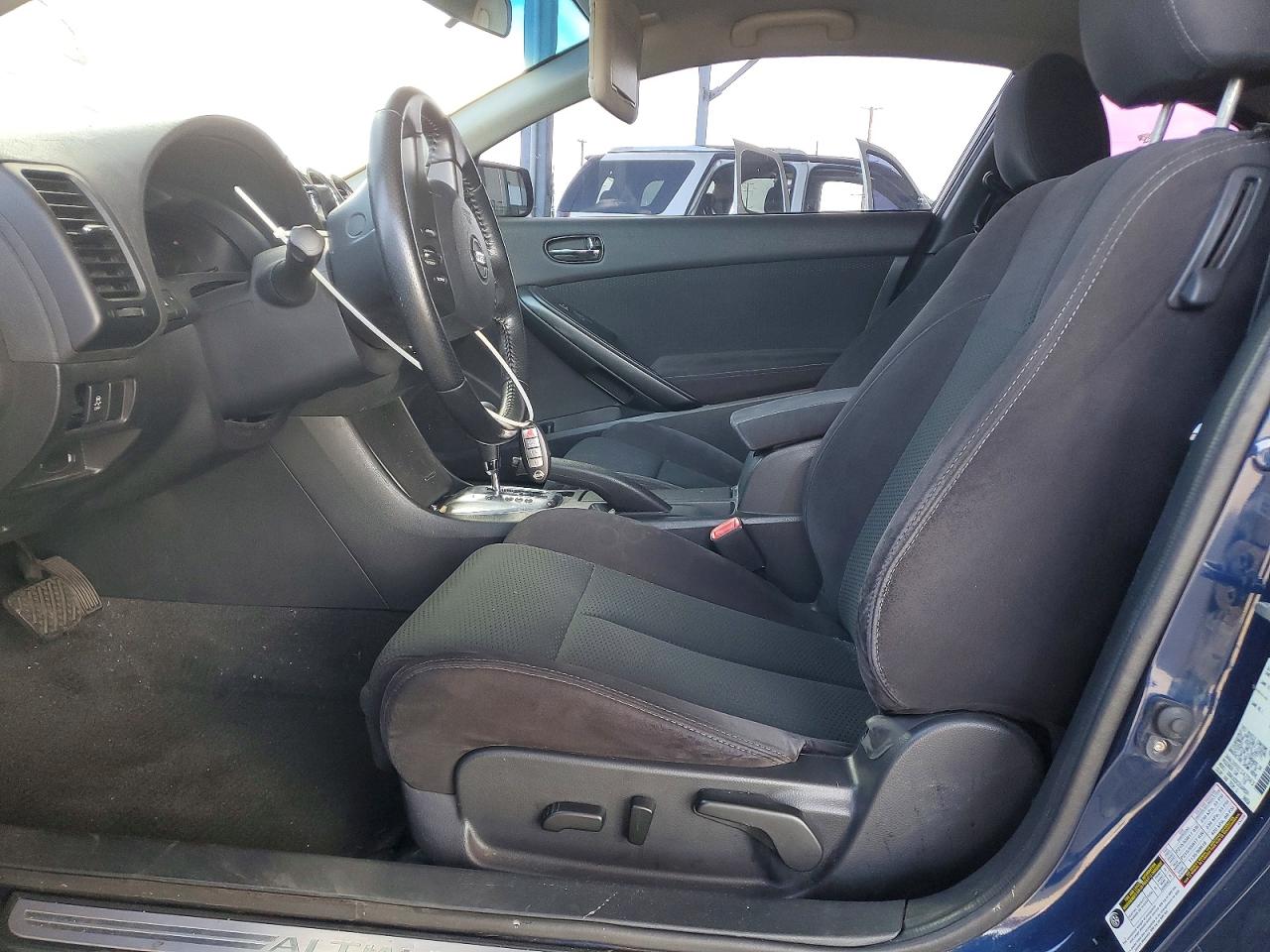 2012 NISSAN ALTIMA