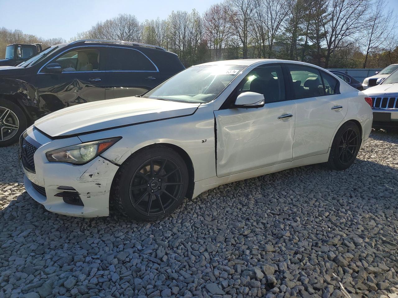 2014 INFINITI Q50