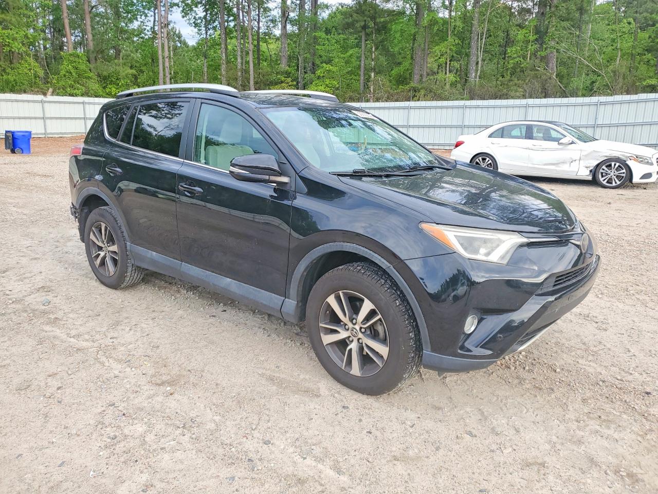 2016 TOYOTA RAV4