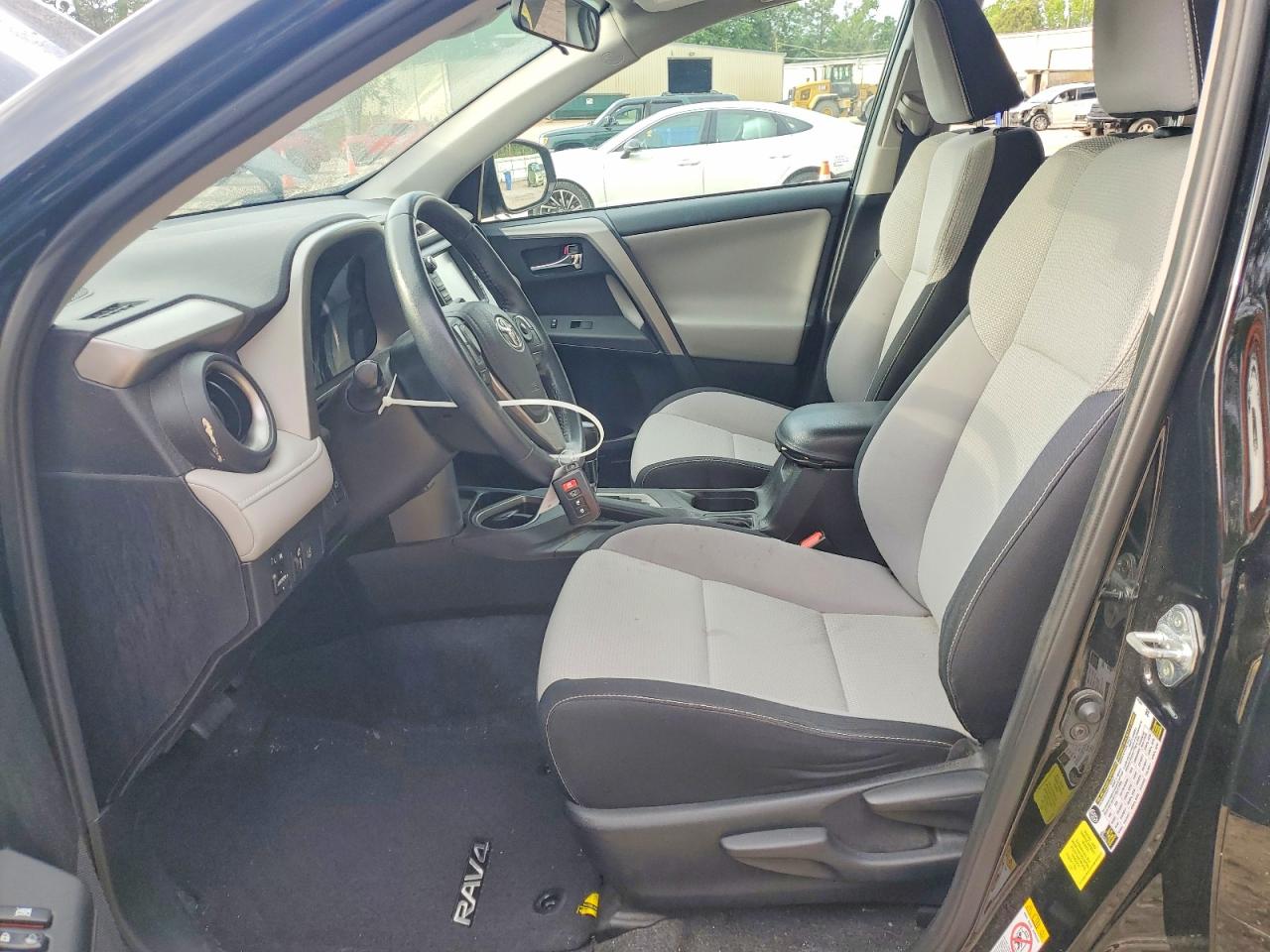 2016 TOYOTA RAV4