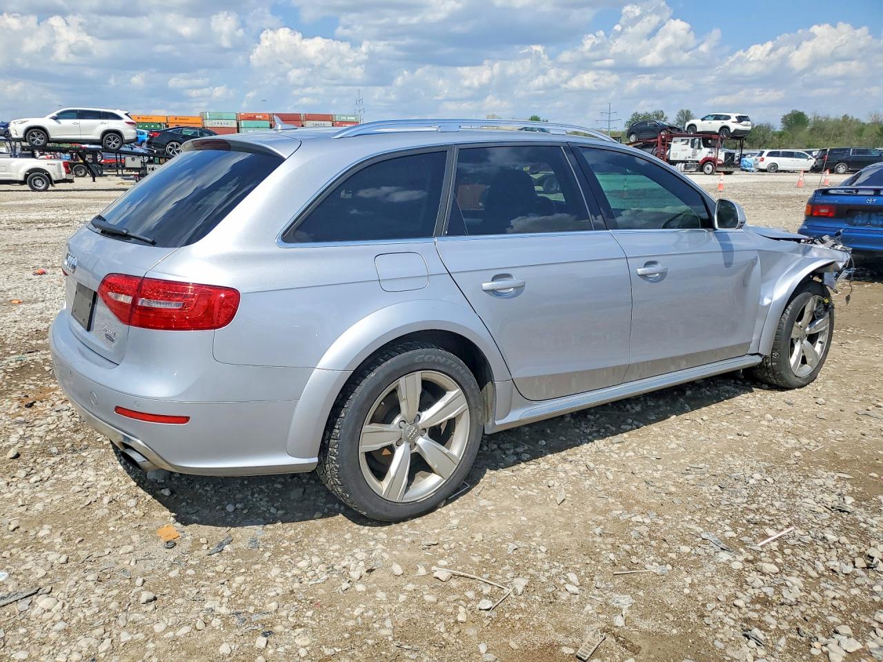 2016 AUDI A4