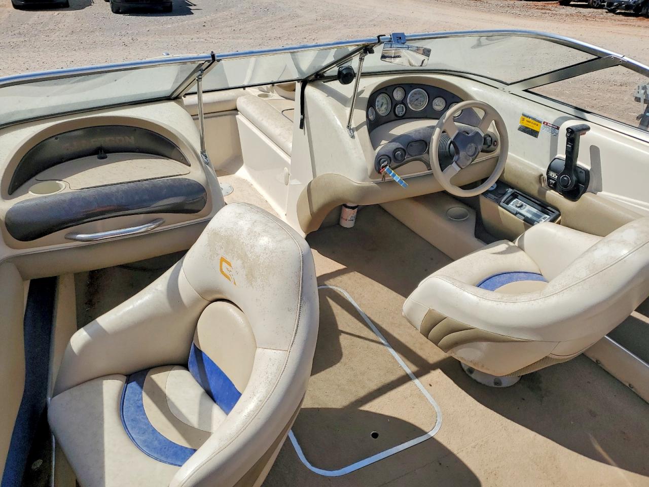 1999 GLASTRON SAILBOAT