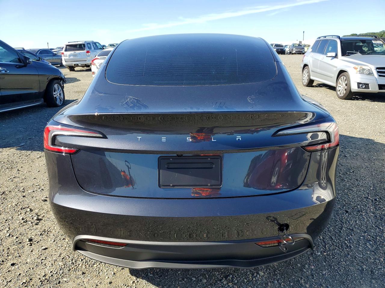 2025 TESLA MODEL 3