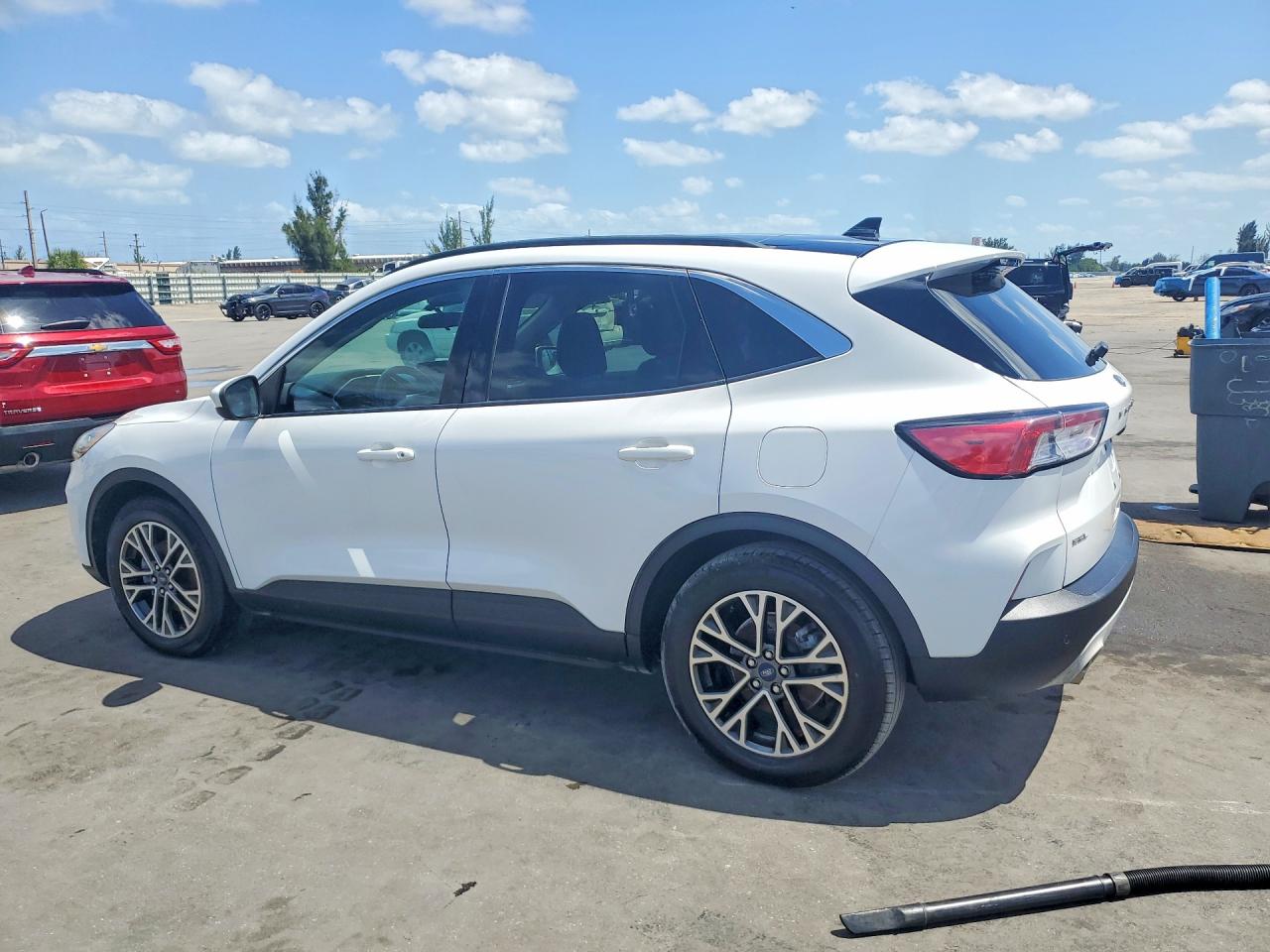 2020 FORD ESCAPE