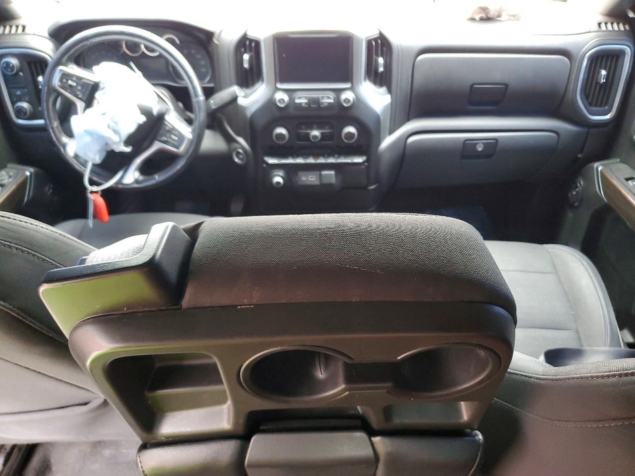 2019 CHEVROLET SILVERADO