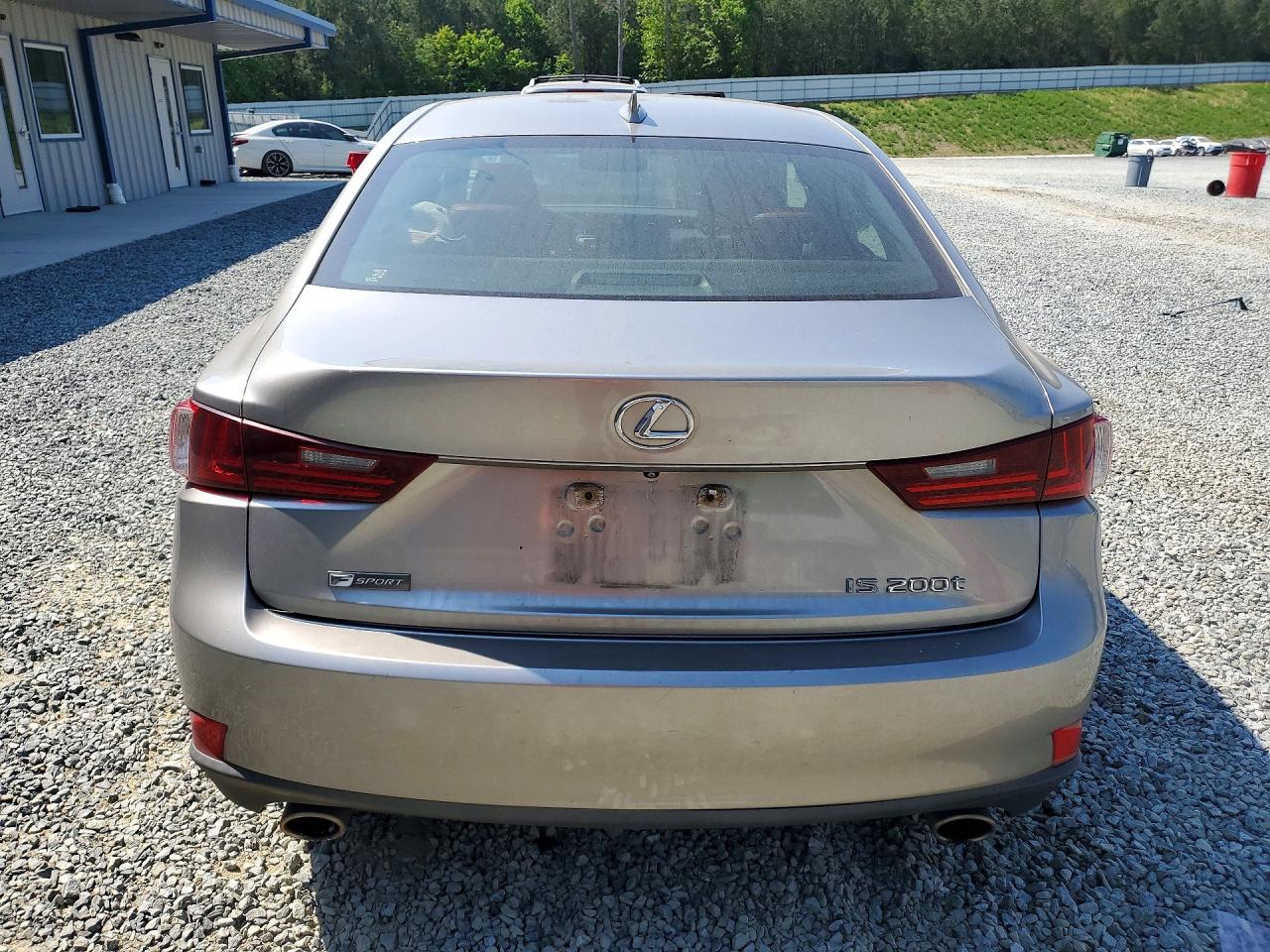 2016 LEXUS IS