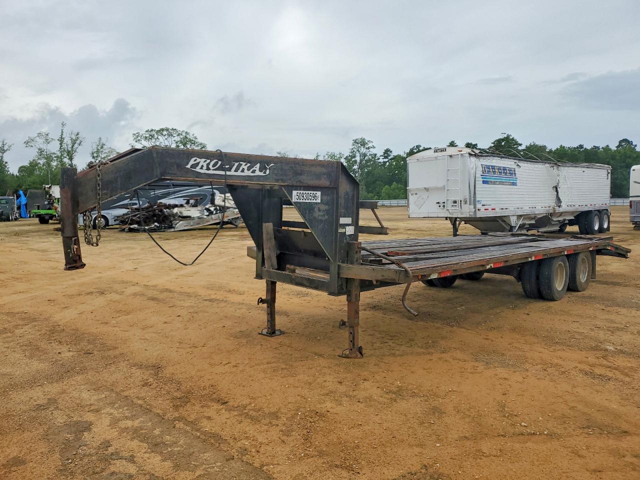 2005 PRO TRAK