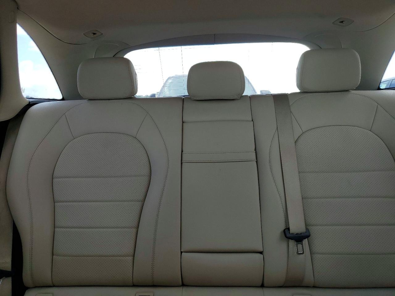 2017 MERCEDES-BENZ GLC-CLASS