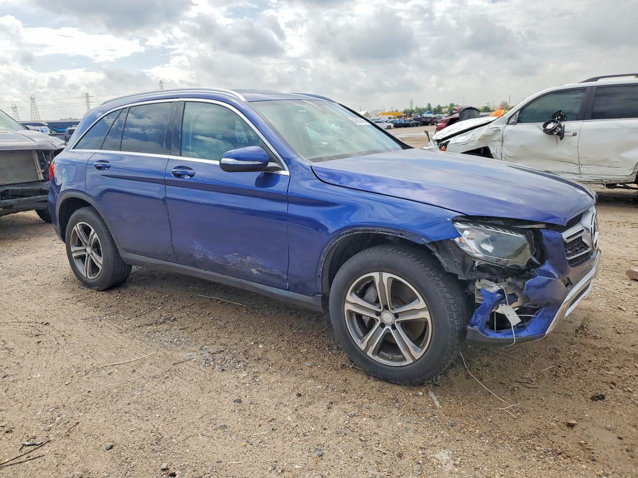 2017 MERCEDES-BENZ GLC-CLASS