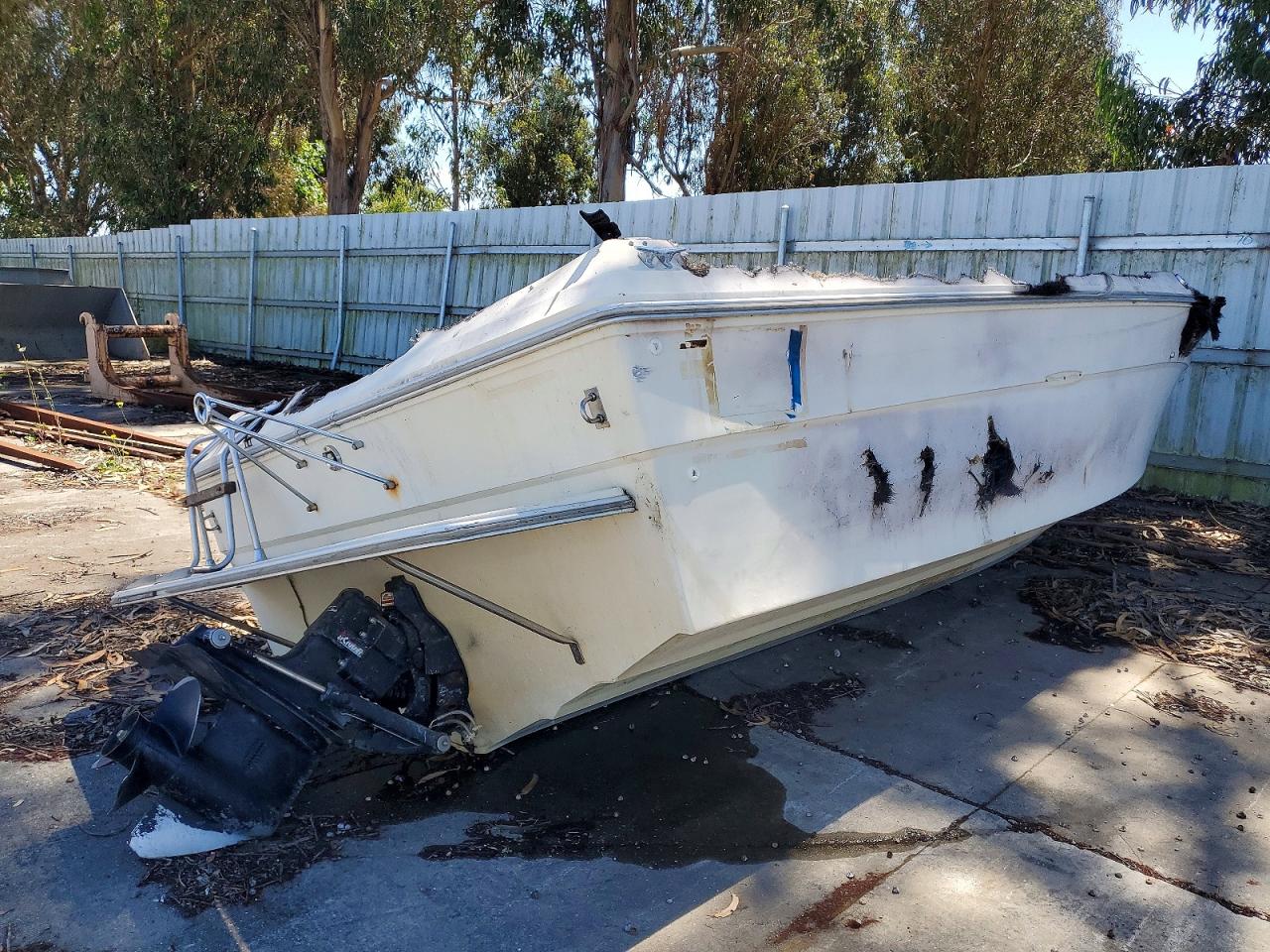 1982 SEA RAY 200 SIGNAT