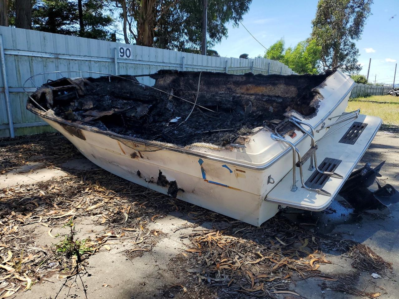 1982 SEA RAY 200 SIGNAT