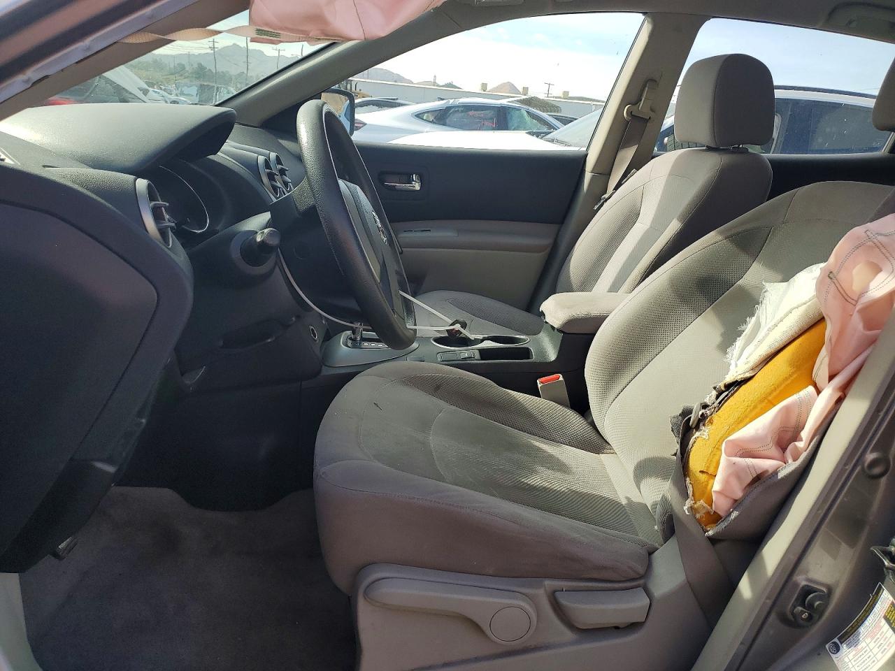 2013 NISSAN ROGUE