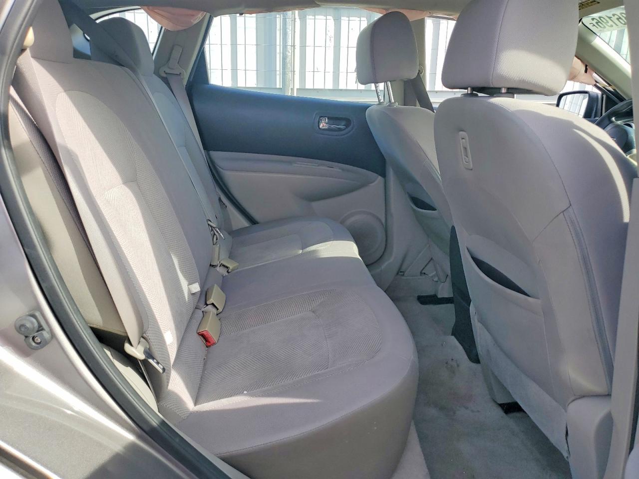 2013 NISSAN ROGUE