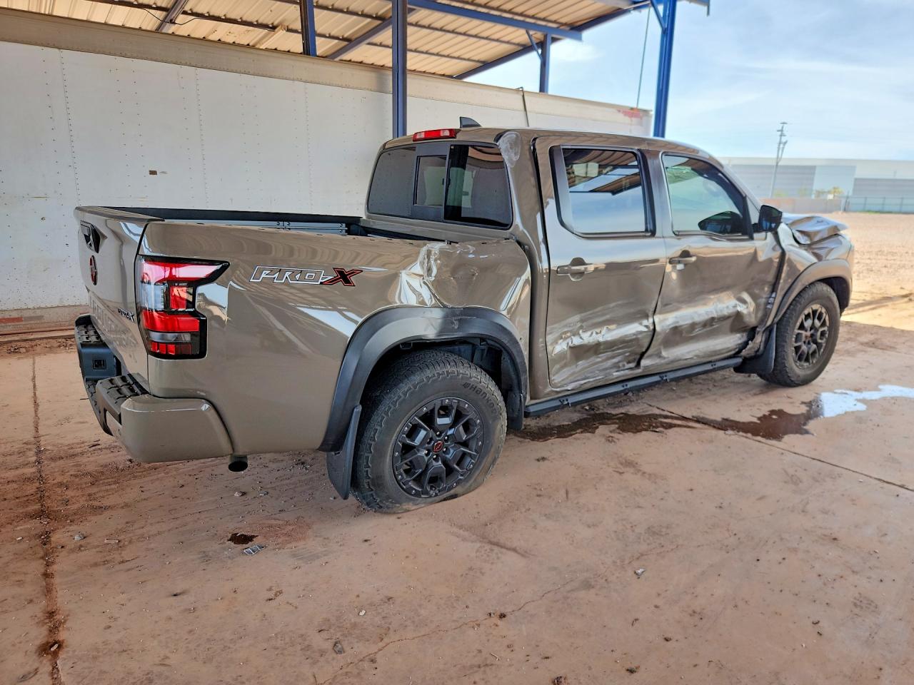 2022 NISSAN FRONTIER