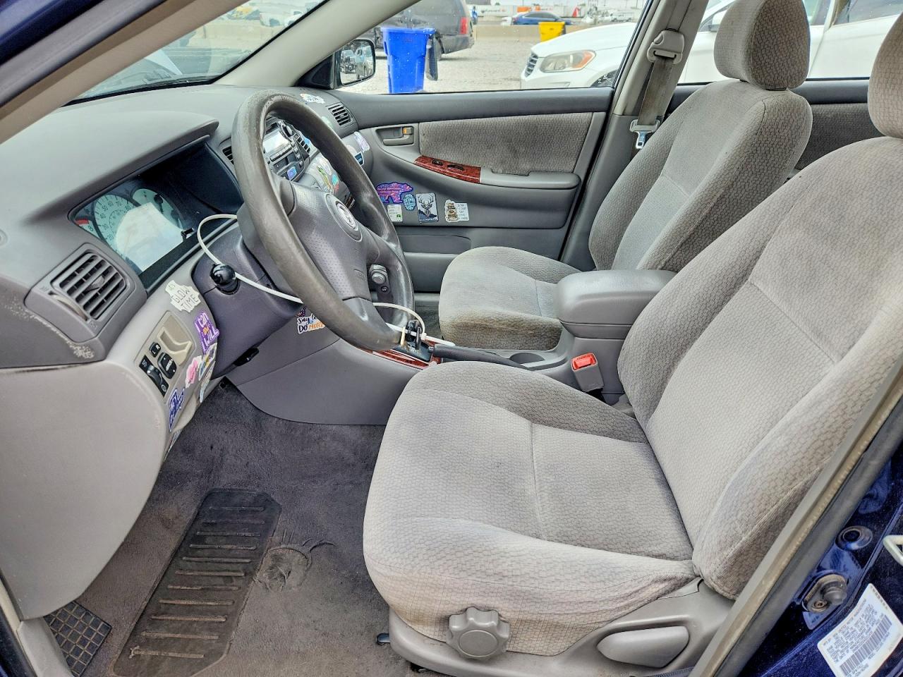 2004 TOYOTA COROLLA