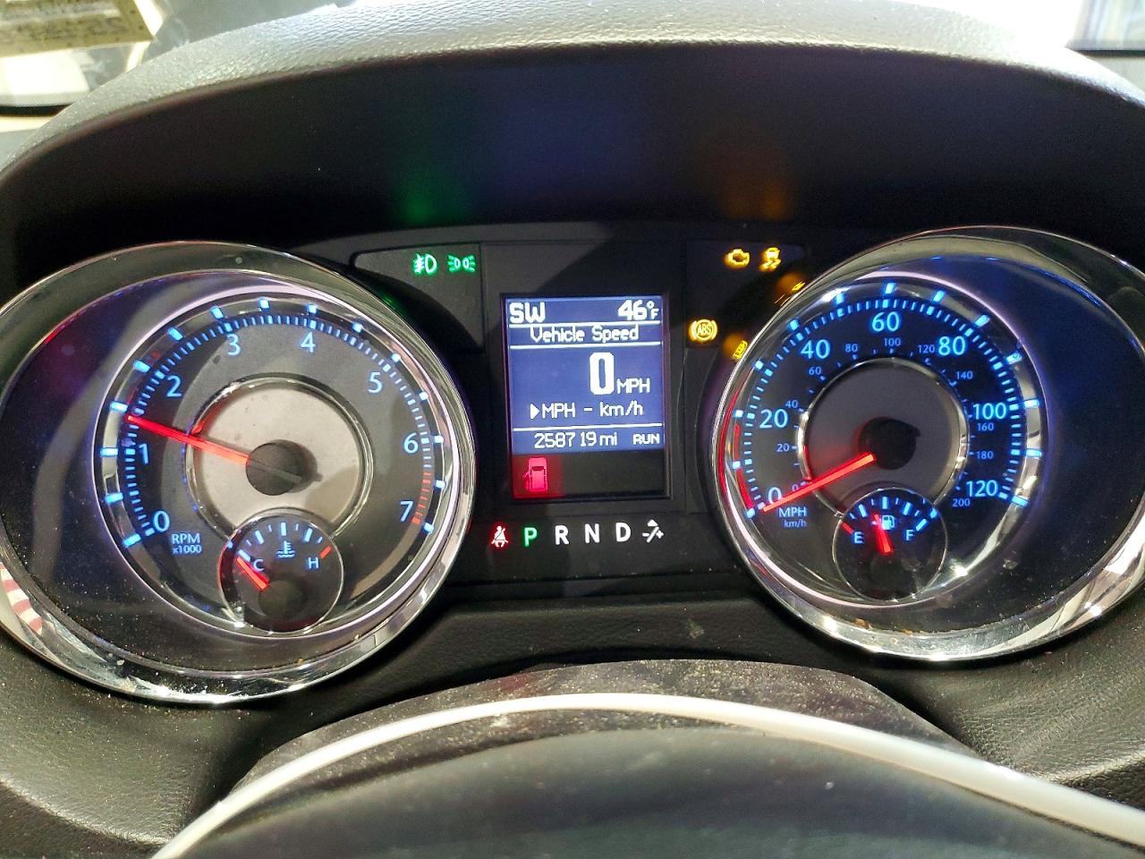 2014 CHRYSLER MINIVAN