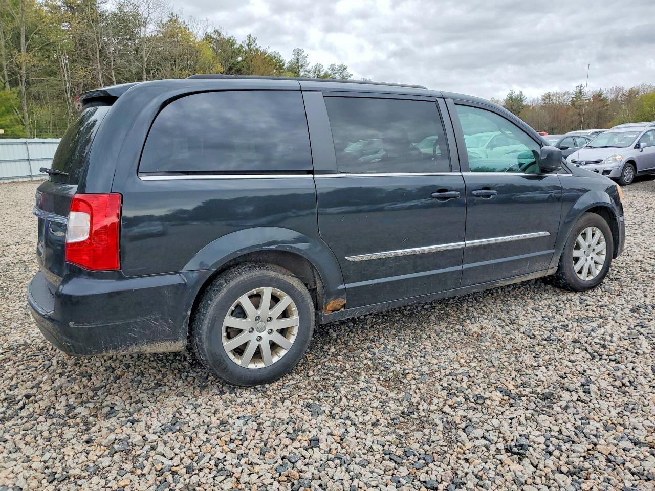 2014 CHRYSLER MINIVAN