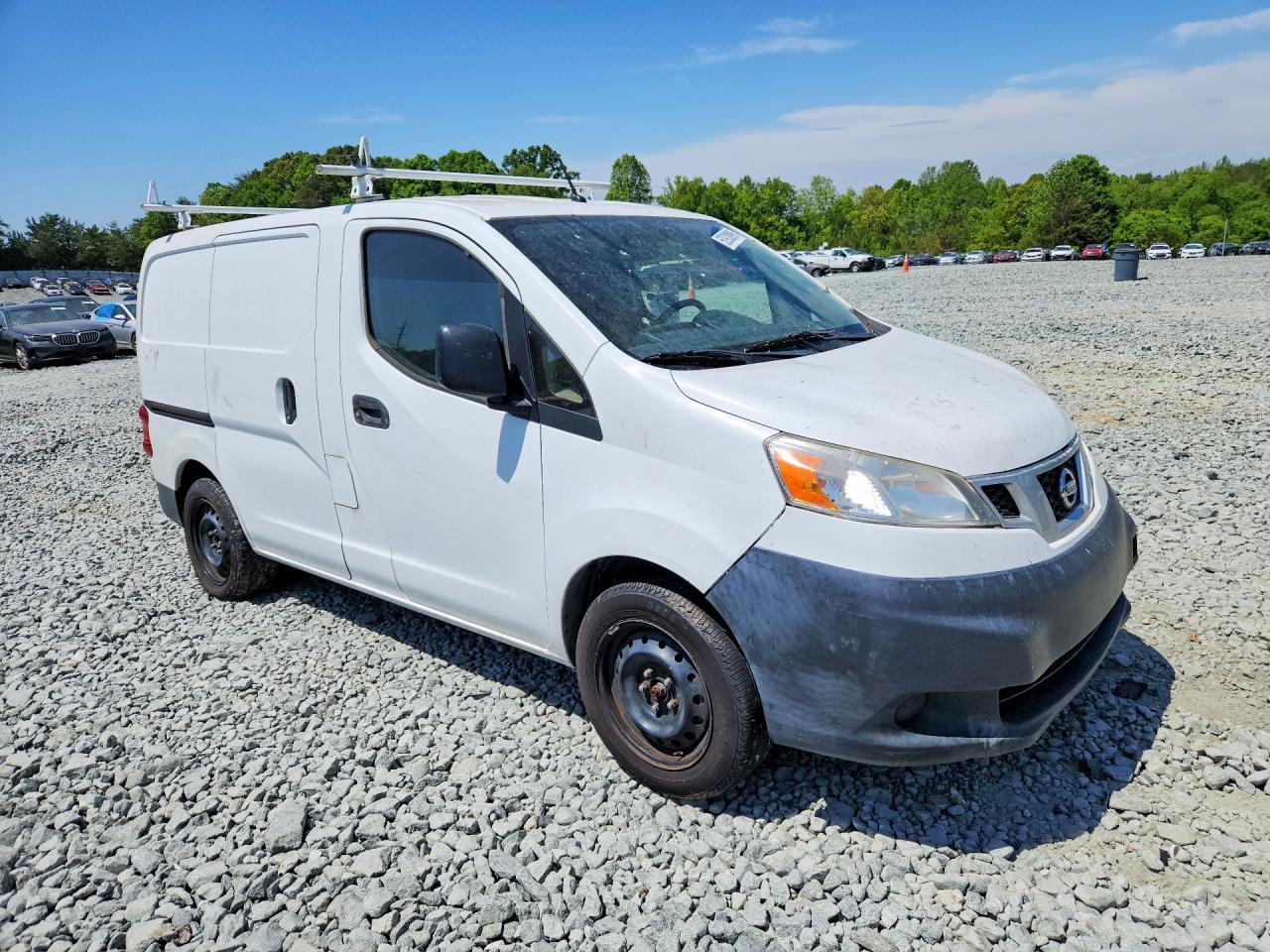 2015 NISSAN NV