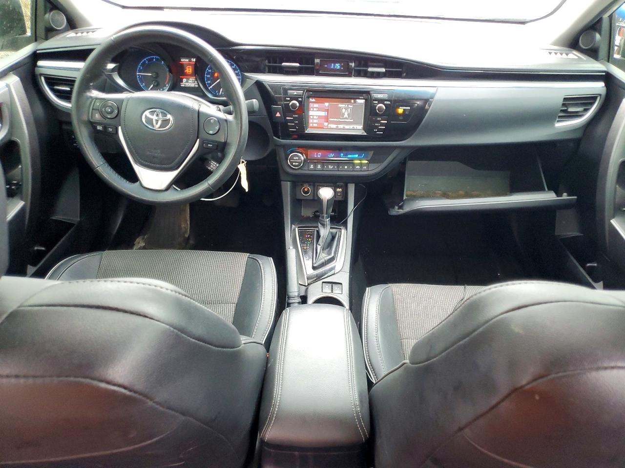 2015 TOYOTA COROLLA