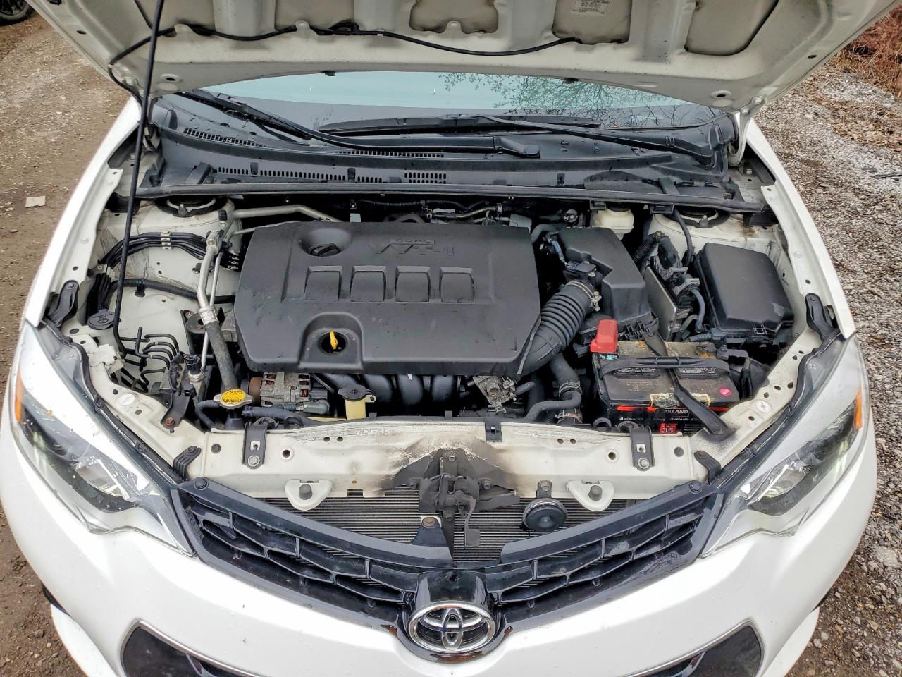 2015 TOYOTA COROLLA
