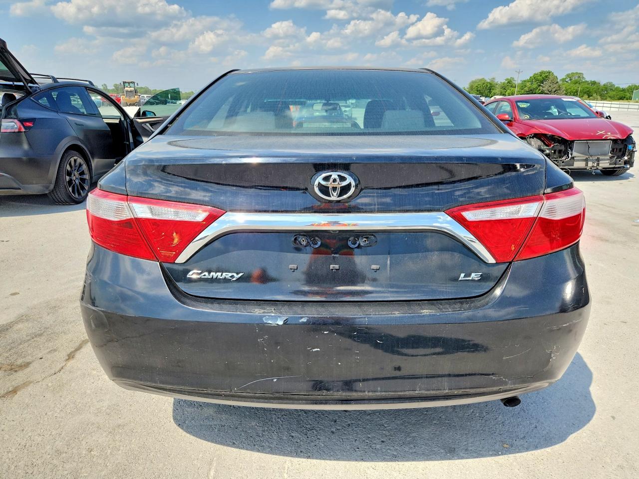 2015 TOYOTA CAMRY