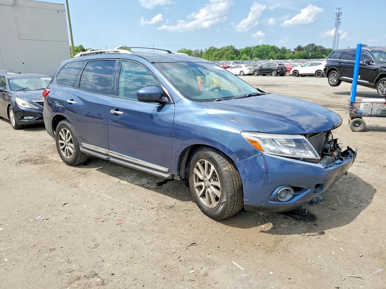 2014 NISSAN PATHFINDER