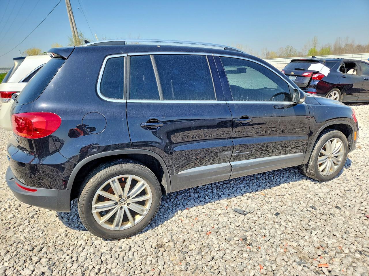2012 VOLKSWAGEN TIGUAN