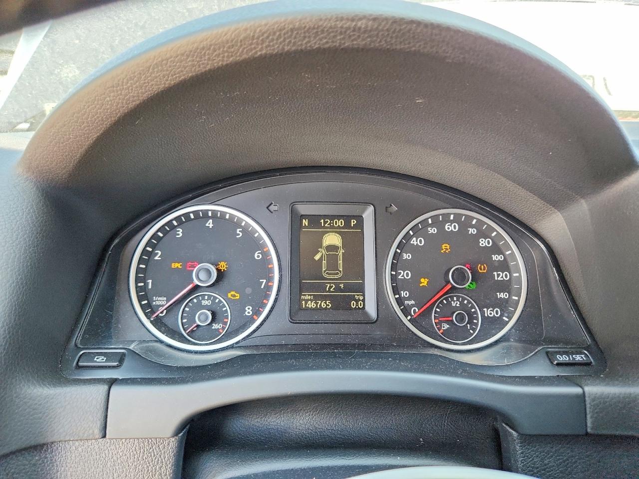 2012 VOLKSWAGEN TIGUAN