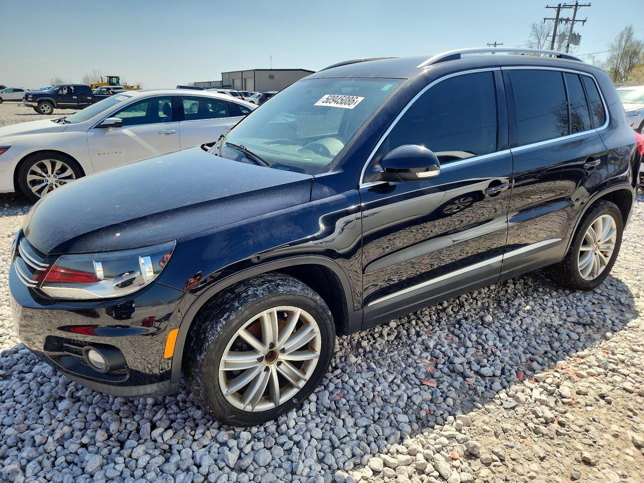 2012 VOLKSWAGEN TIGUAN