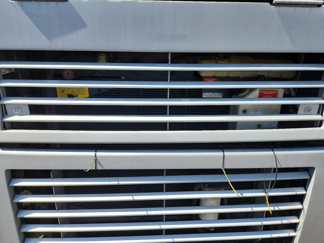 2001 WINNEBAGO ALL OTHER