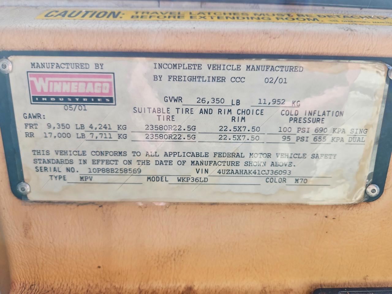 2001 WINNEBAGO ALL OTHER