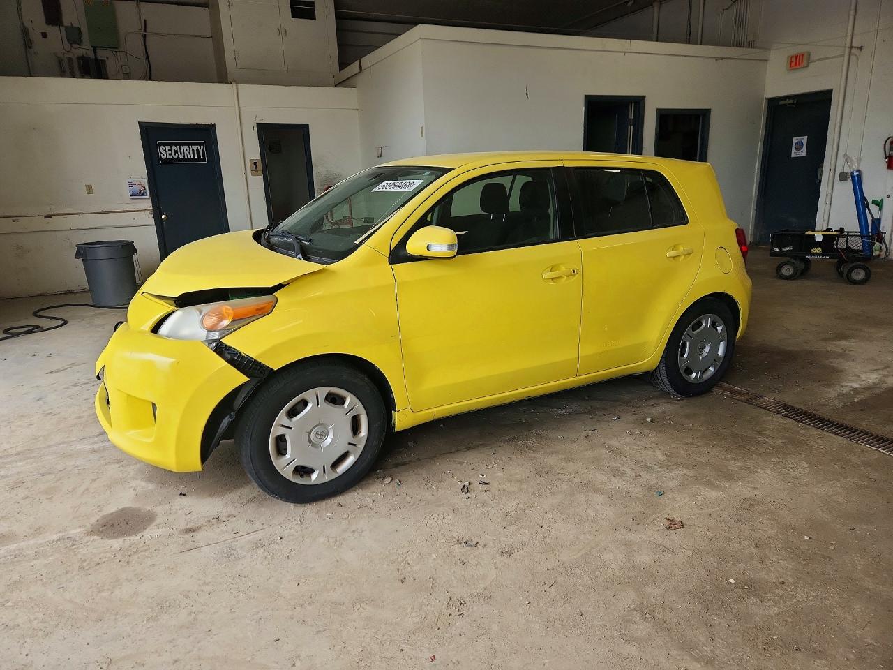 2014 SCION XD
