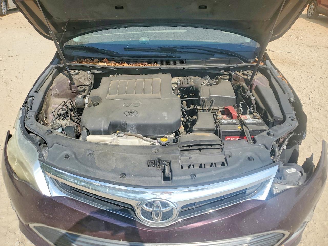 2013 TOYOTA AVALON