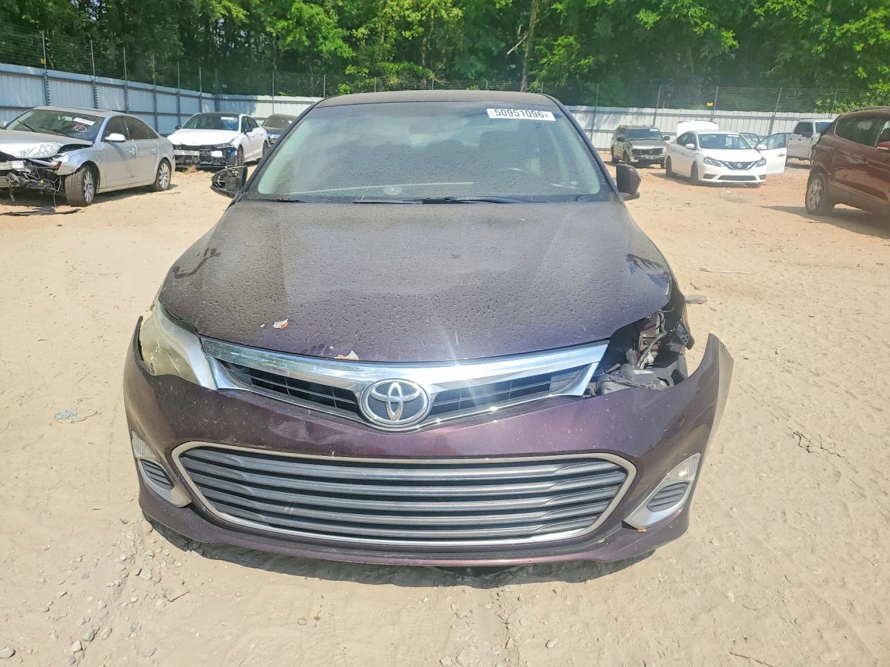 2013 TOYOTA AVALON